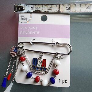 BEAUTIFUL U.S.A. Patriotic Brooch